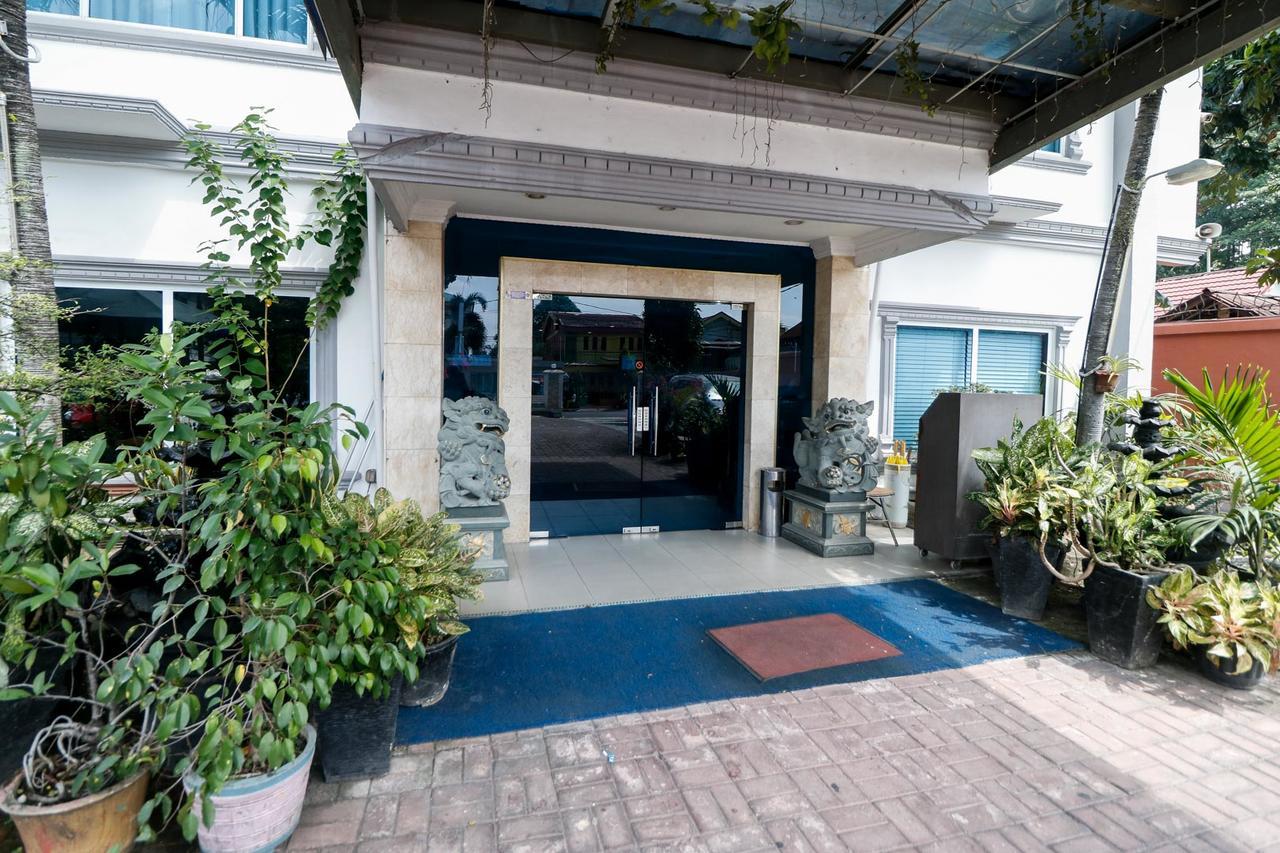 Reddoorz Plus @ Jalan Dr Sutomo Pekanbaru Exterior foto