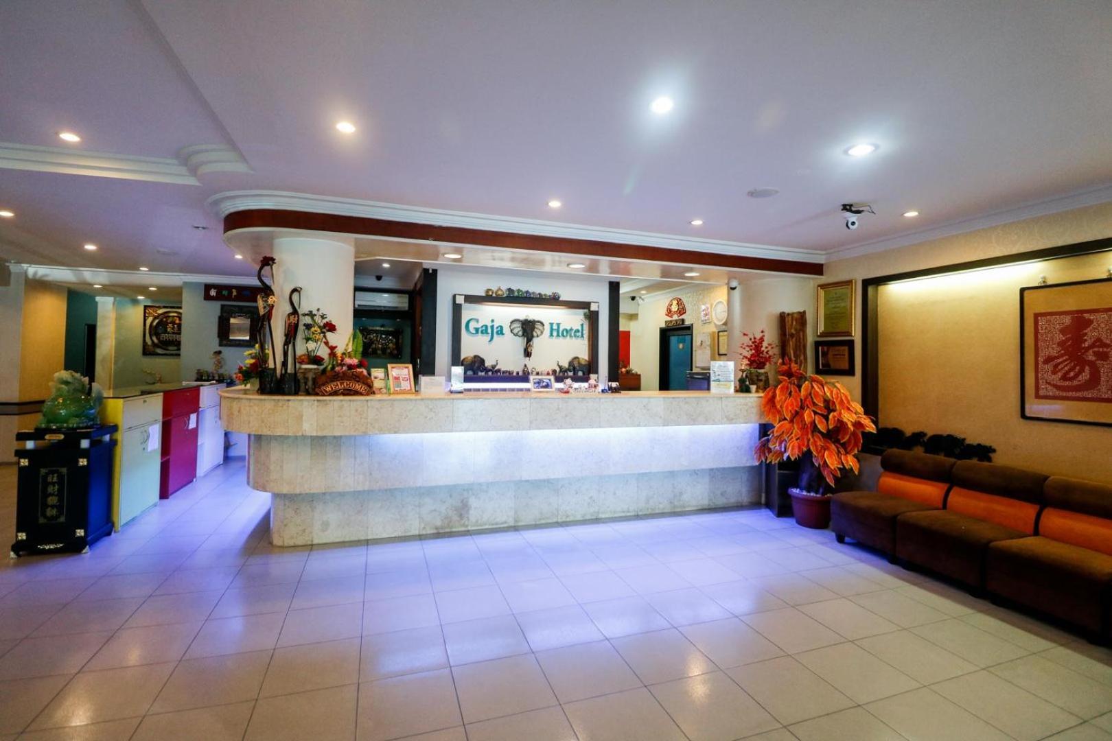 Reddoorz Plus @ Jalan Dr Sutomo Pekanbaru Exterior foto
