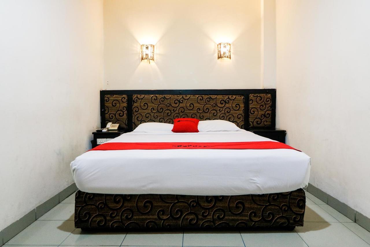 Reddoorz Plus @ Jalan Dr Sutomo Pekanbaru Exterior foto